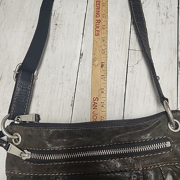 VINTAGE FOSSIL Brown Black Genuine Leather Crossbody Bag Boho-Grunge - Picture 8 of 15